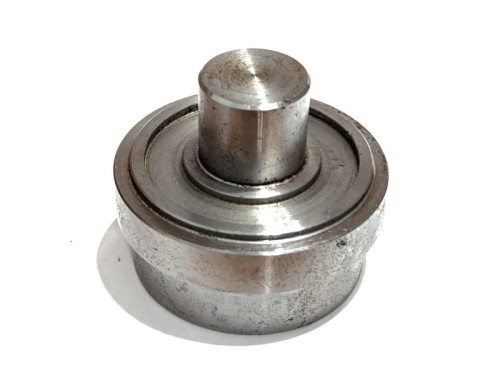 Sworzeń Dolny Dźwigni Osi Przód URSUS C-385, Zetor 0088175002.jpg