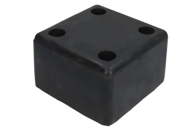 Odbój Dojazdowy 130x130x80mm 4 Otwory Wielton Oe M170305