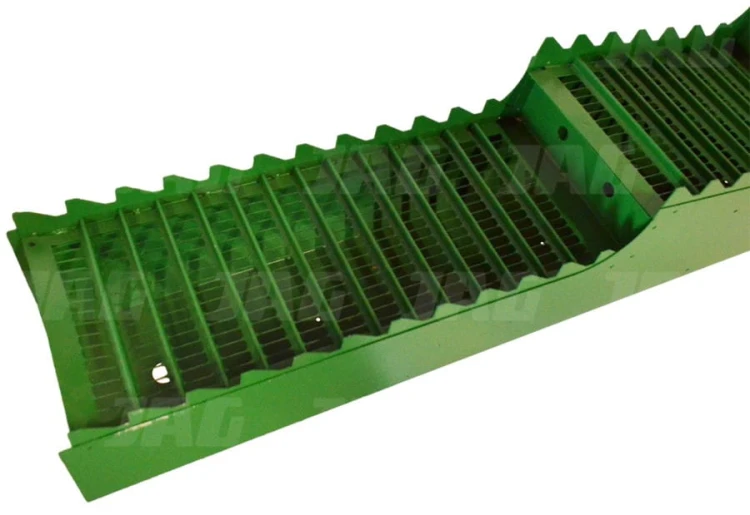 Wytrząsacz 4700mm do John Deere WTS W550 AZ65561 3.jpg