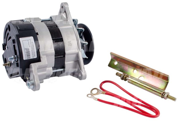 Alternator z regulatorem 14V 50A 700W Ursus C-360 Namysłów.jpg