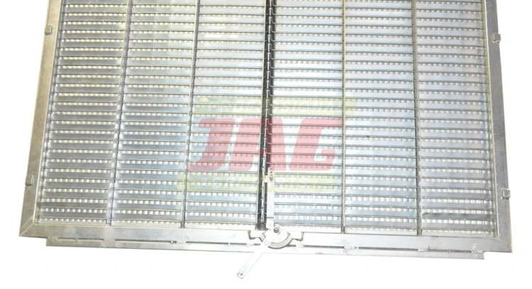 Sito żaluzjowe górne Massey Ferguson D28450470