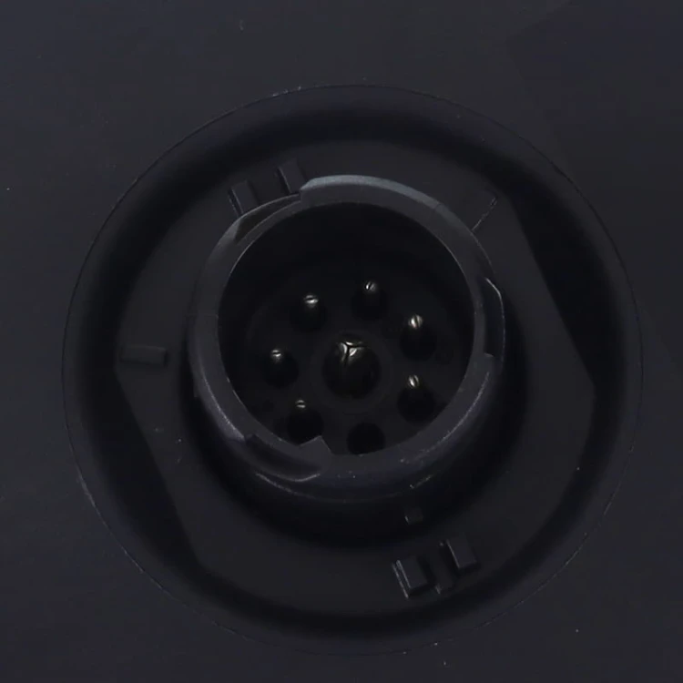 VL169410_4.jpg