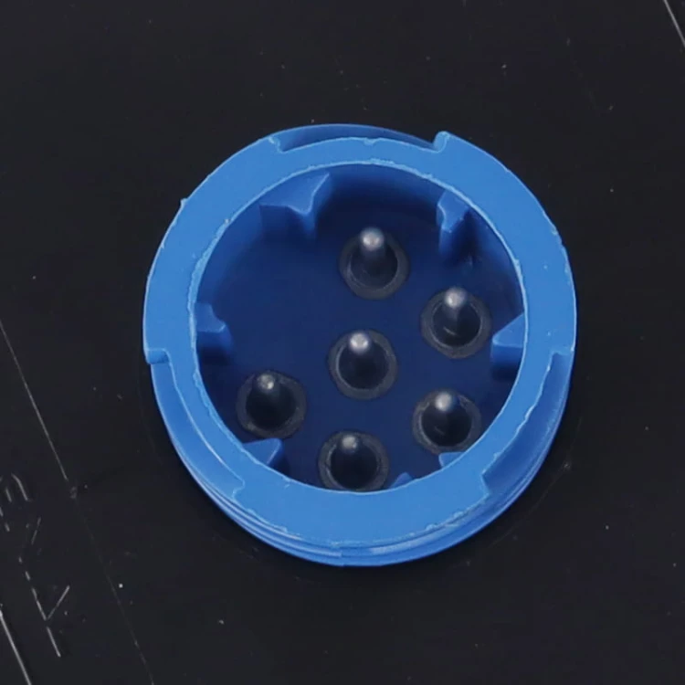 VL152170_3.jpg