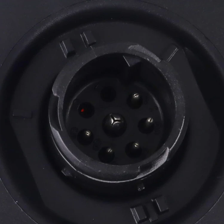 VL168090_3.jpg