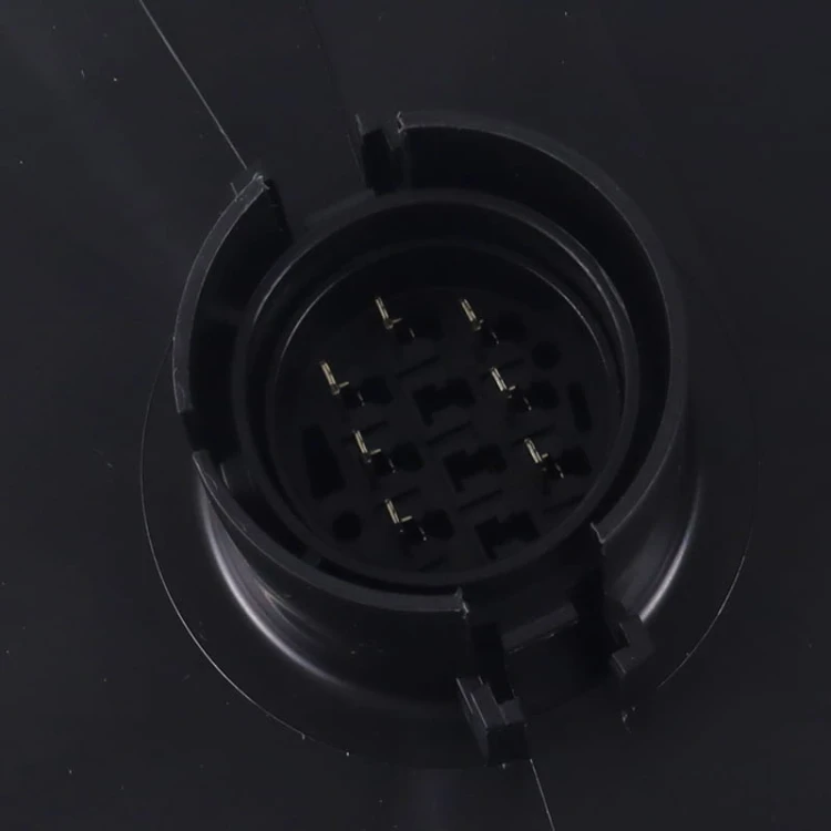 VL168600_4.jpg