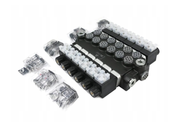 Rozdzielacz hydrauliczny 6-sekcyjny sterowany elektrycznie 12V 40L VOIMA  1.png