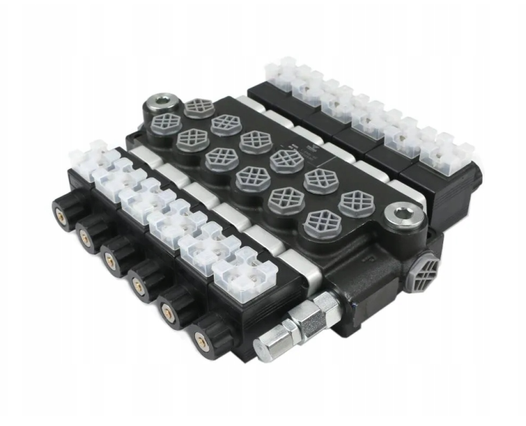 Rozdzielacz hydrauliczny 6-sekcyjny sterowany elektrycznie 12V 40L VOIMA.png